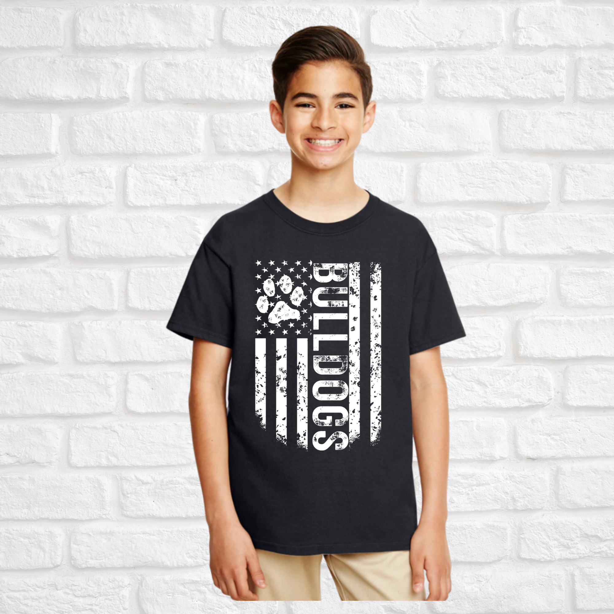 Bulldogs flag black tee