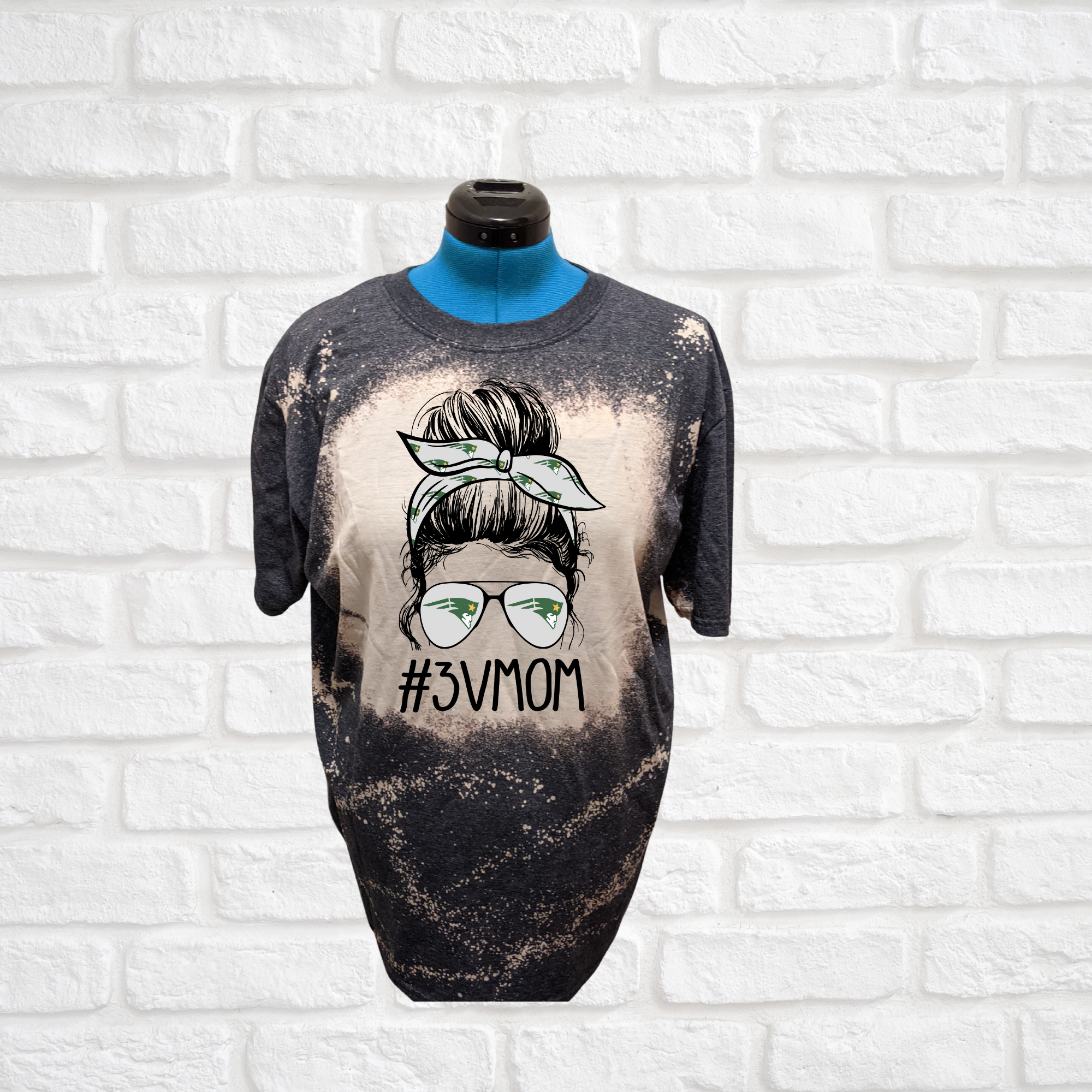 3VMOM Tee