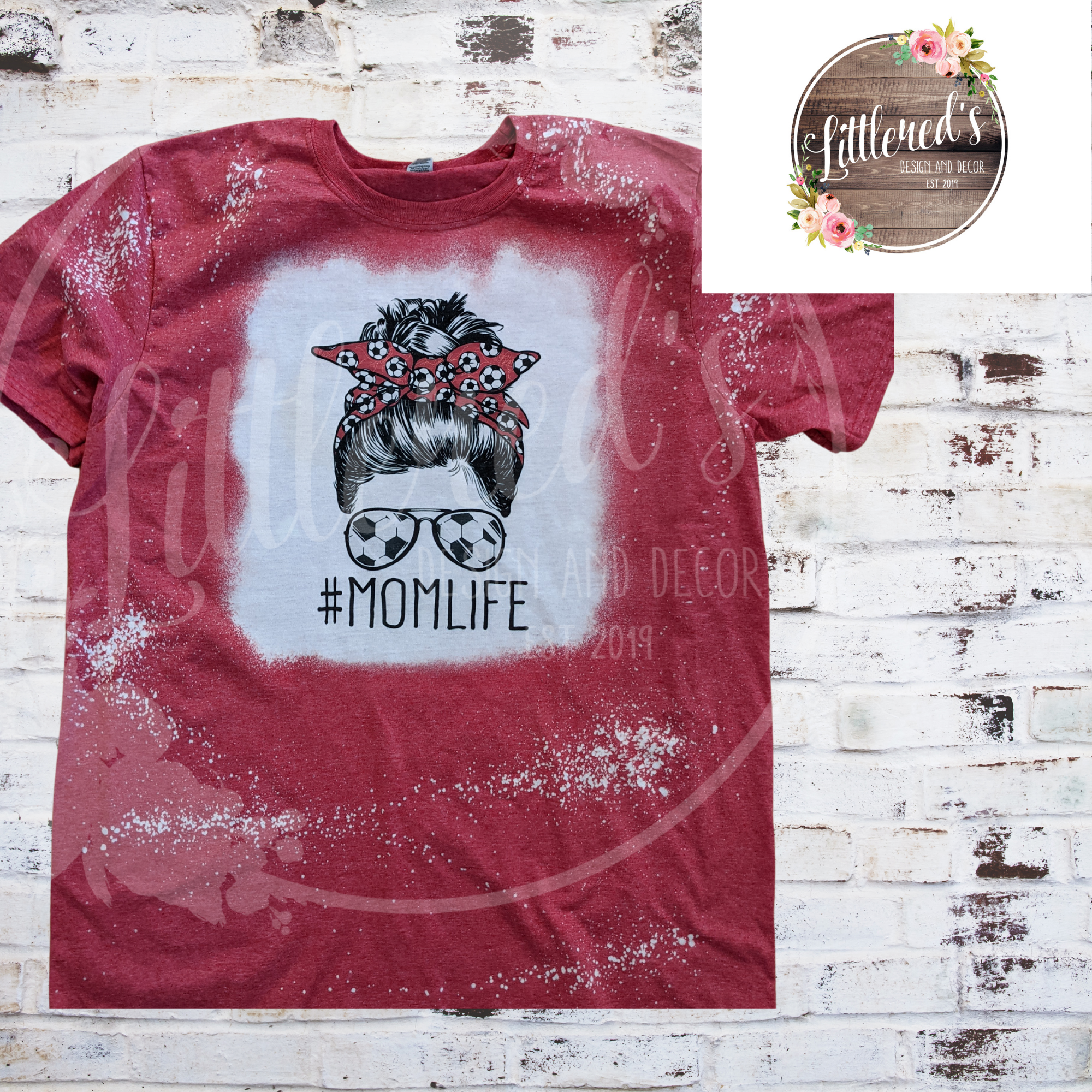 #Momlife Soccer Heather Red Tshirt